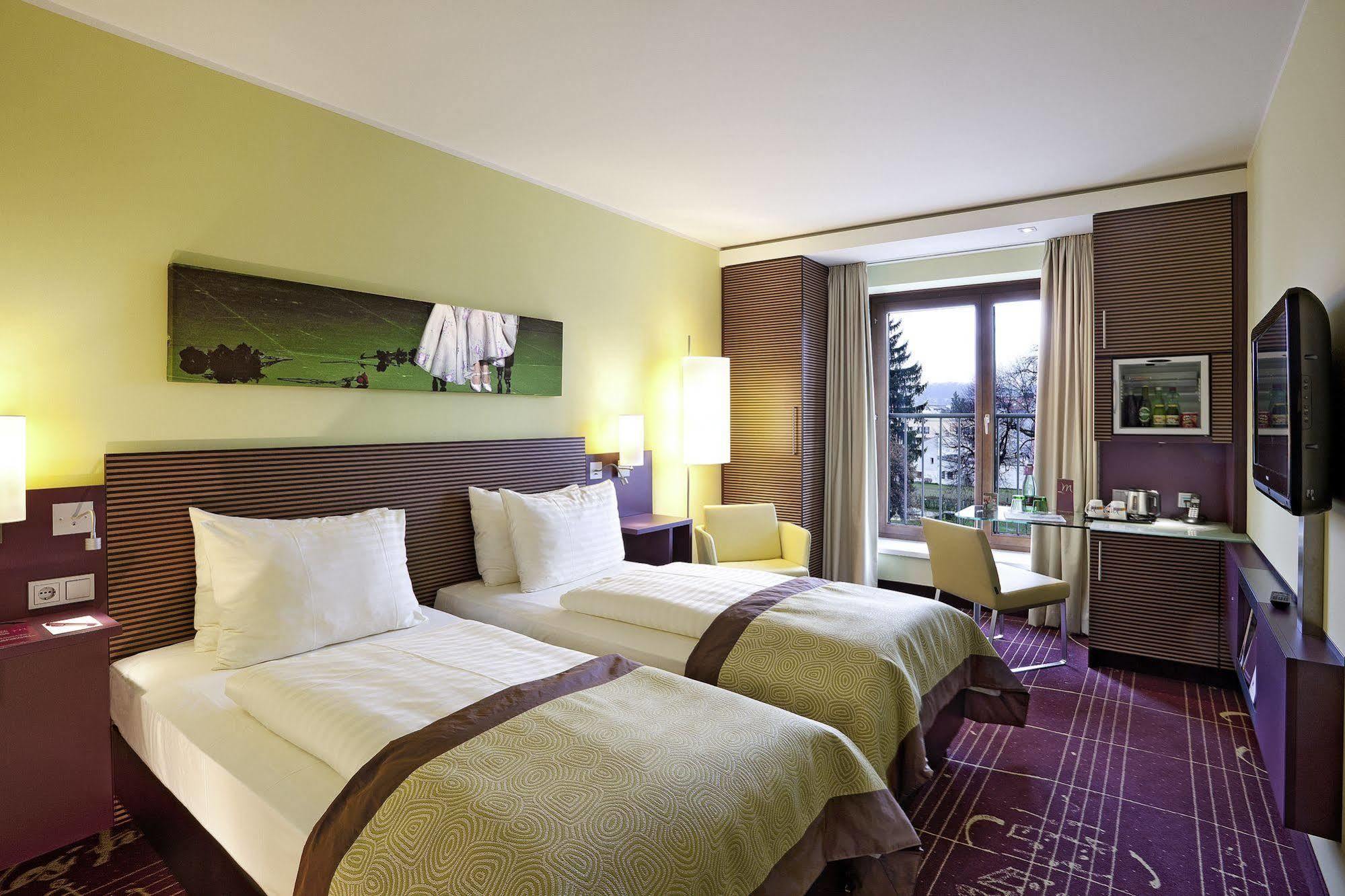 Mercure Salzburg City Екстериор снимка