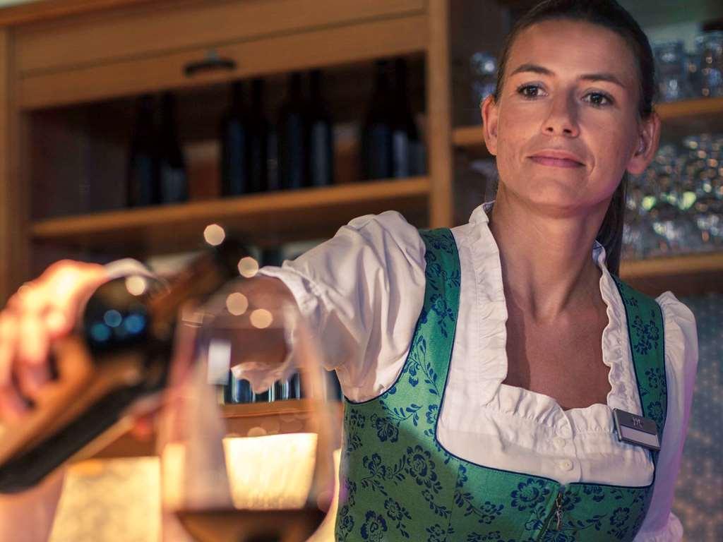 Mercure Salzburg City Ресторант снимка